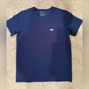 Figs Men's Navy Blue Leon Scrub Top